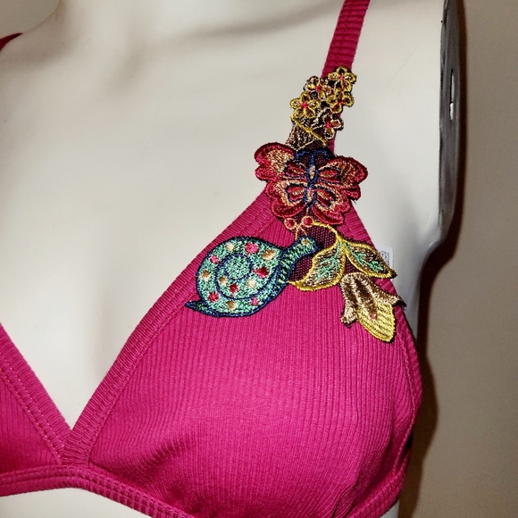 NEW Y2K INTISSIMI 32 COTTON RIBBED COMFORTABLE WIRELESS EMBODERED BRA - Picture 2 of 7